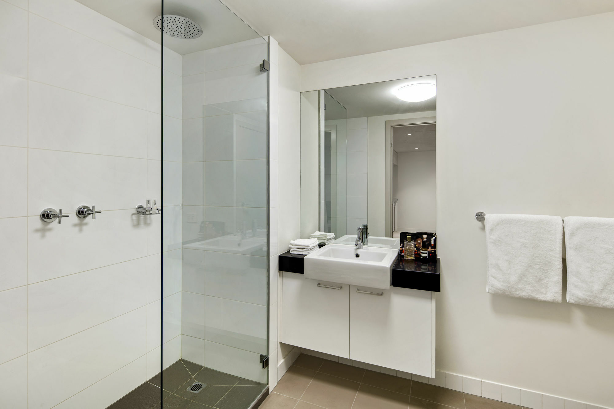 Aparthotel Quest Docklands Melbourne Exteriér fotografie
